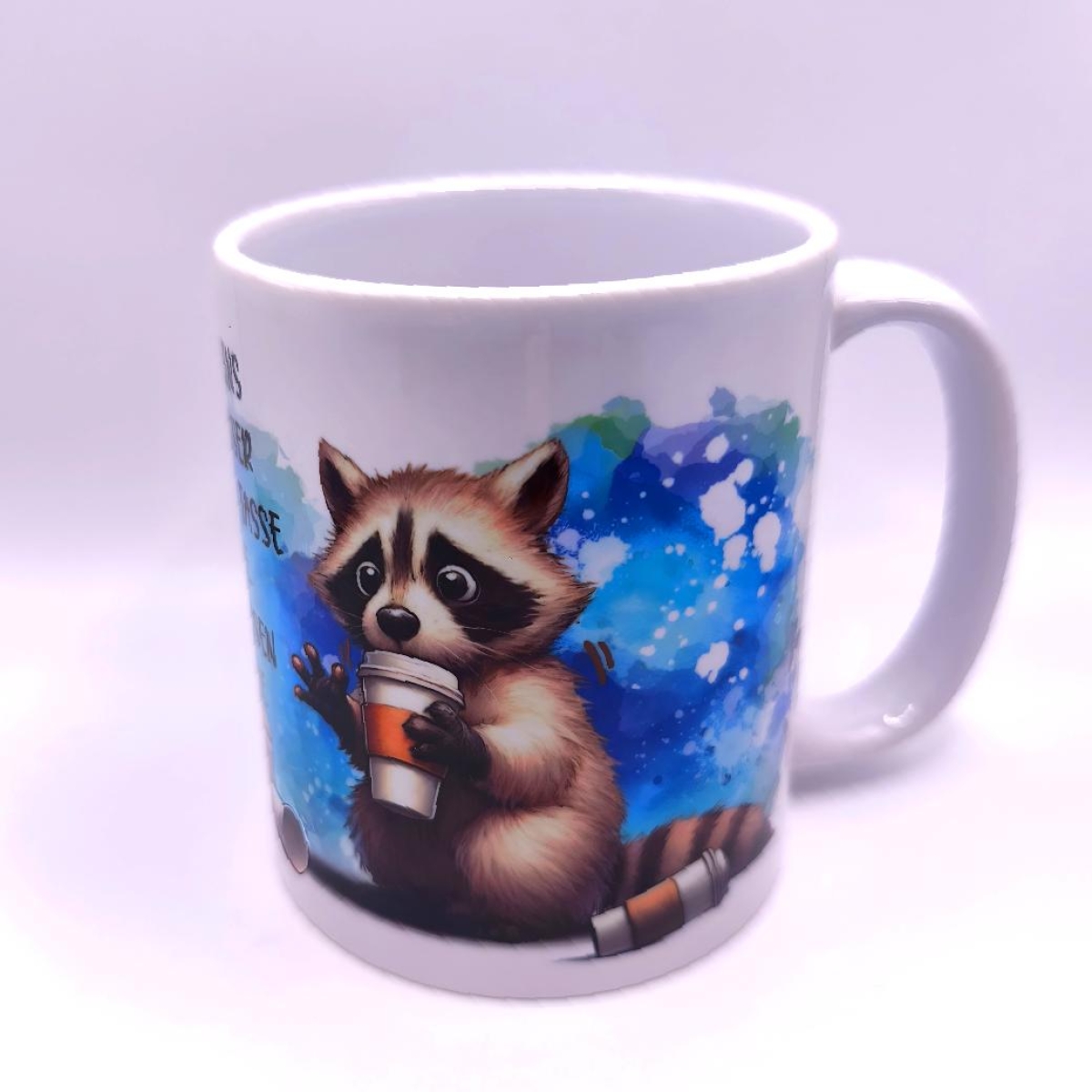Waschbären Tasse mit Kaffee